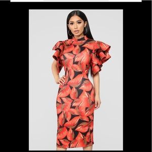 Fashion Nova Tropical Dreβ¦
